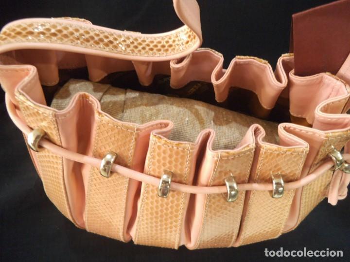 Vintage: BOLSO-SACO DE SERPIENTE ROSA - Foto 3