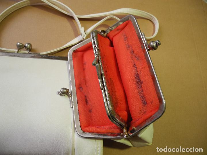 Vintage: Conjunto de bolso y monedero. Color blanco - Foto 3