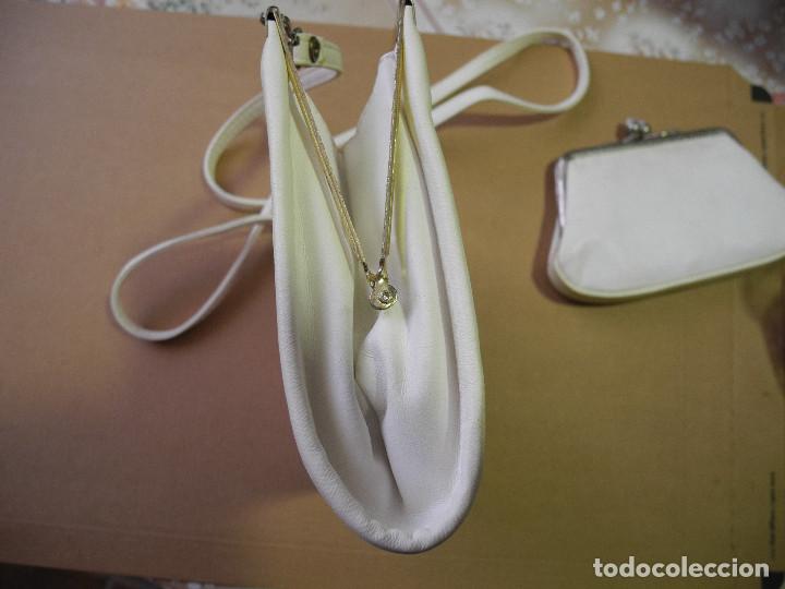 Vintage: Conjunto de bolso y monedero. Color blanco - Foto 7