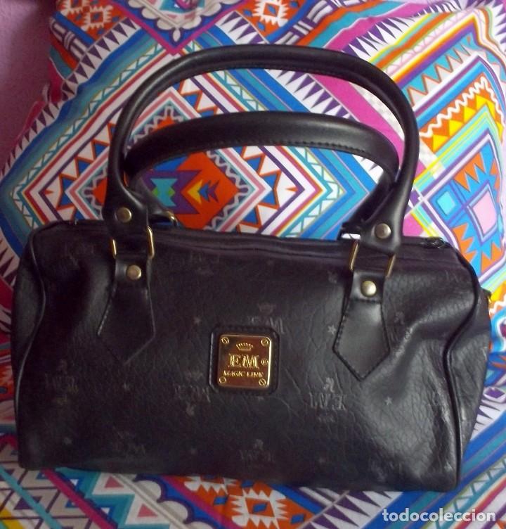 Vintage: BOLSO NEGRO DE LOS A&Ntilde;OS 80 - Foto 1