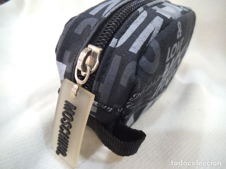 Vintage: MONEDERO -MOSCHINO- LETRAS - Foto 2