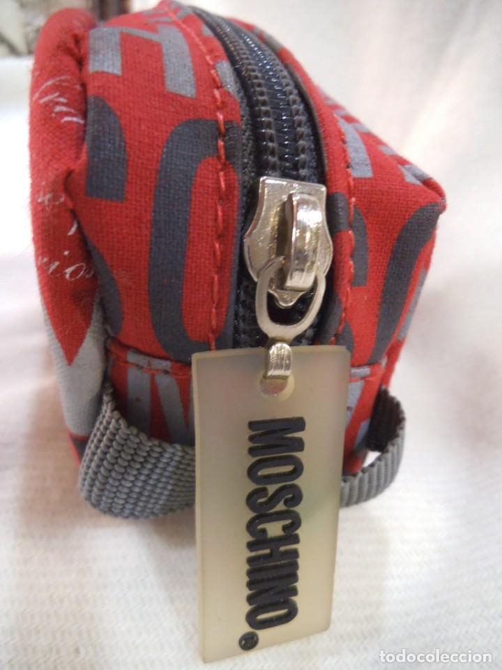 Vintage: MONEDERO -MOSCHINO- LETRAS ROJO - Foto 4