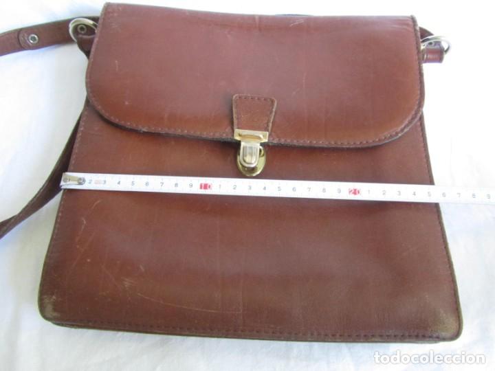 Vintage: Bolso doble de cuero con cinta y asa - Foto 12
