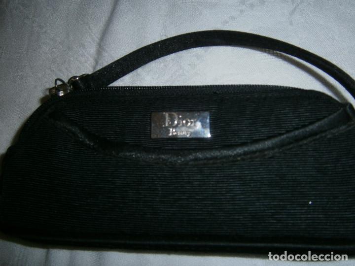 Vintage: bolsito peque&ntilde;o de Dior en negro - Foto 1