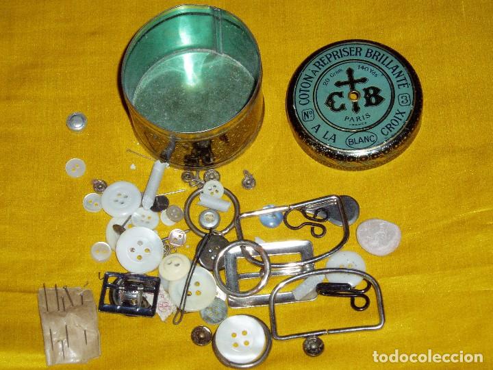 Vintage: Botones y elementos de costura antiguos - Foto 6