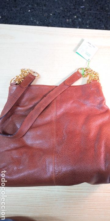 Vintage: Bolso de piel vacuna e interior de forro a estrenar - Foto 4