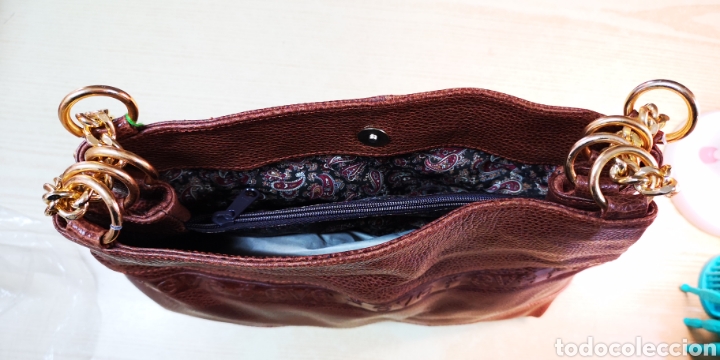 Vintage: Bolso de piel vacuna e interior de forro a estrenar - Foto 6