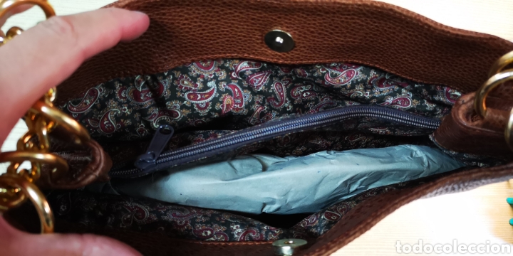 Vintage: Bolso de piel vacuna e interior de forro a estrenar - Foto 7