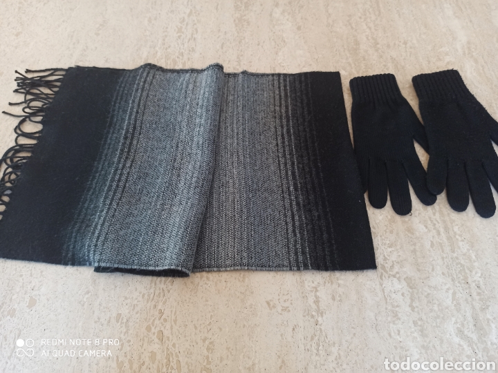 Vintage: Bufanda reversible y guantes negros. - Foto 1