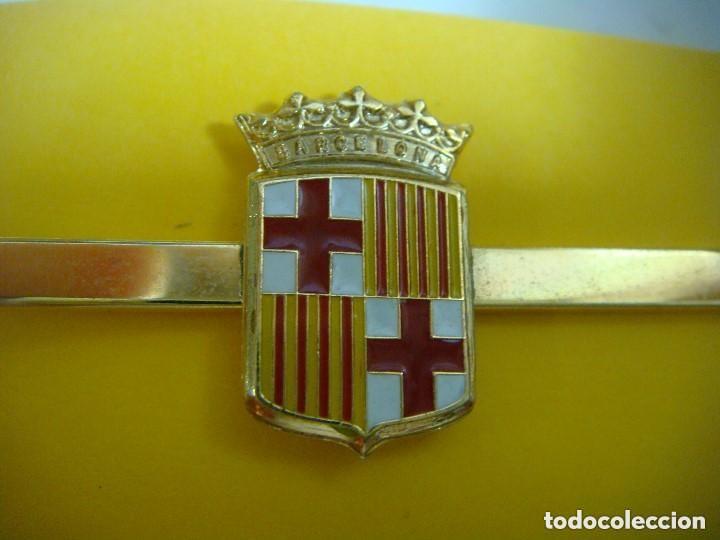 Vintage: ALFILER CORBATA CON EL ESCUDO DE BARCELONA CA-N&ordm;-4 - Foto 2