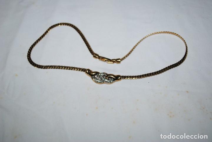Vintage: GARGANTILLA DORADA CON BRILLANTITOS . - Foto 1