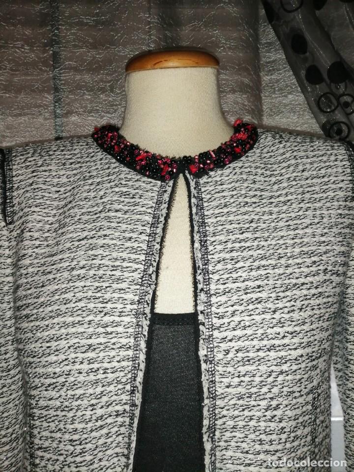 Vintage: Chaqueta tipo Chanel - Foto 2