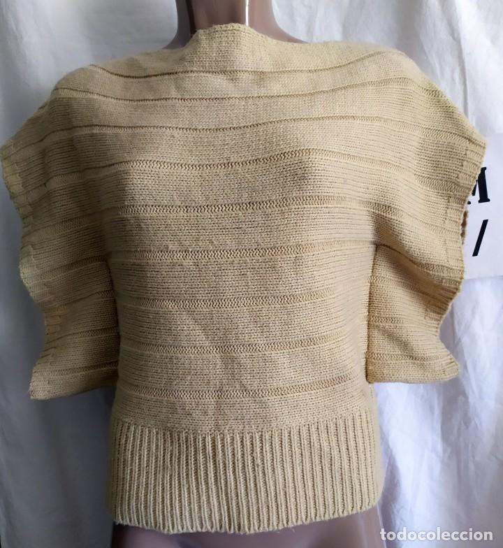 Vintage: JERSEY BEIGE FORMA ESTILO MANTA DE PONCHO - Foto 1