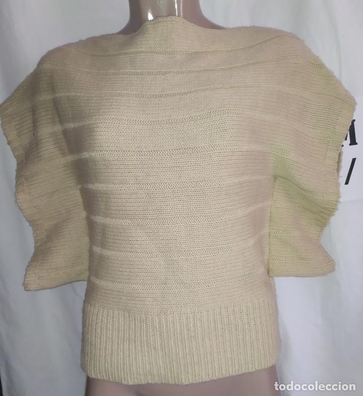 Vintage: JERSEY BEIGE FORMA ESTILO MANTA DE PONCHO - Foto 2