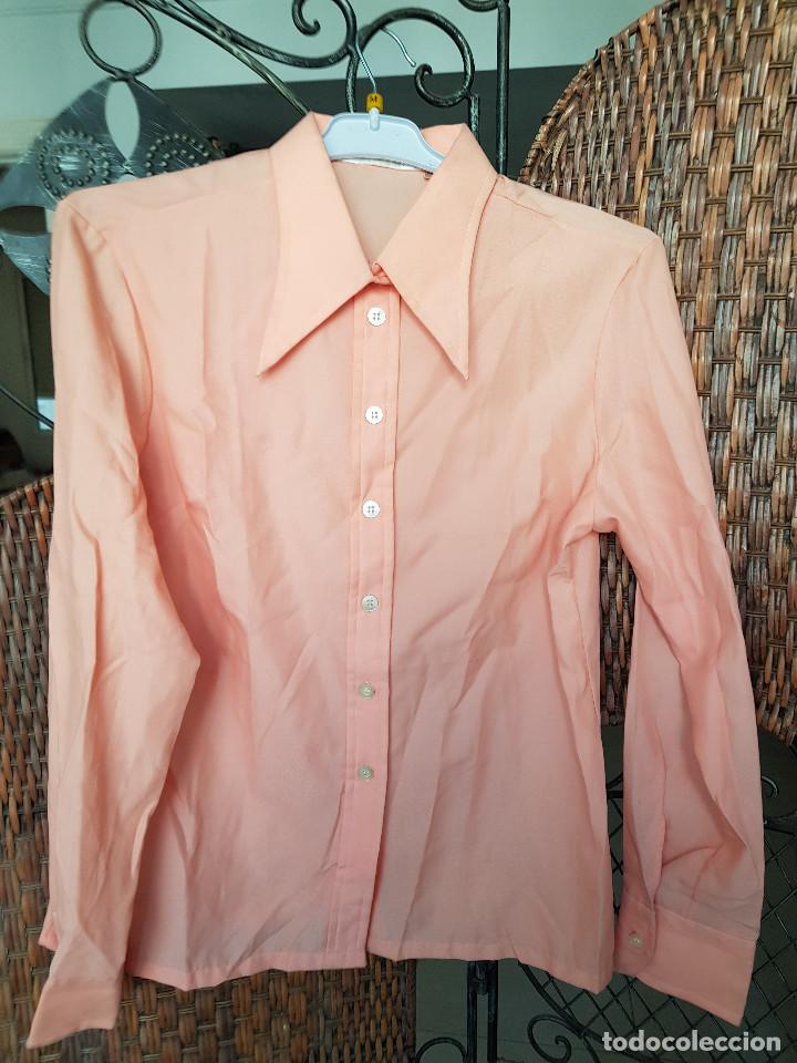 Vintage: Camisa sra. a&ntilde;os 70 - Foto 1