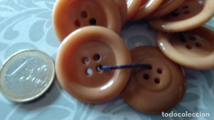 Vintage: Botones de pasta beige - Foto 2