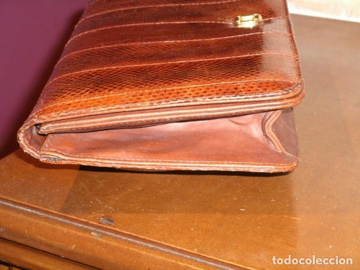 Vintage: BOLSO DE PIEL DE SERPIENTE,A&Ntilde;OS 60-70. - Foto 8