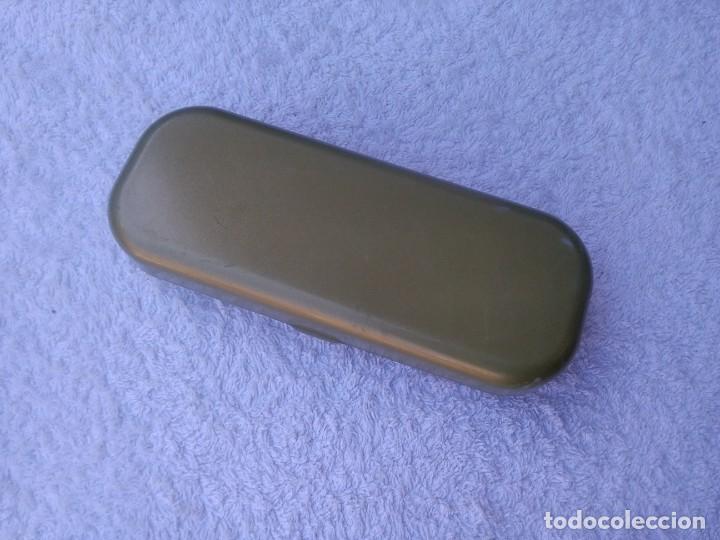 Vintage: Funda gafas CAROLINA HERRERA. r&iacute;gida - Foto 2