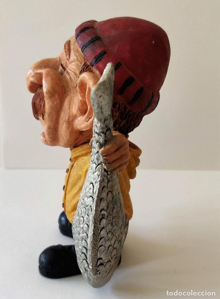 Vintage: Figura de Resina - Foto 2