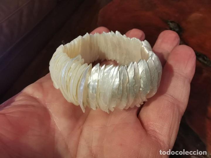 Vintage: PULSERA DE NACAR HECHA CON CONCHAS MUY FINAS - Foto 2