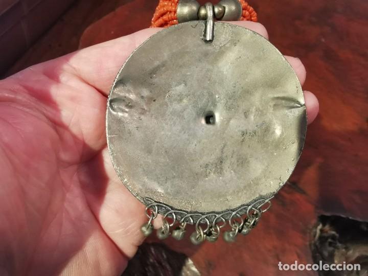 Vintage: COLLAR SIMIL CORAL Y GRAN MEDALLON - Foto 7