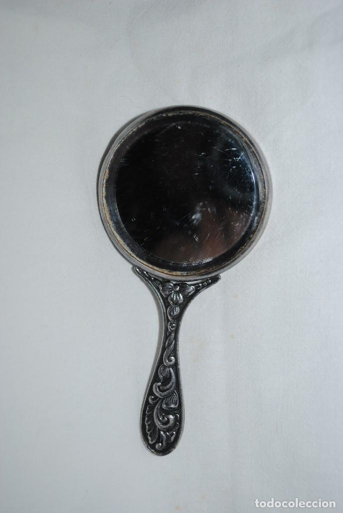 Vintage: ESPEJITO DE BOLSO CON ESCENA DEL CAMPO . - Foto 2