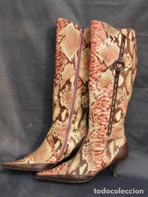 Vintage: BOTAS VINTAGE SIMIL PIEL DE SERPIENTE. - Foto 2