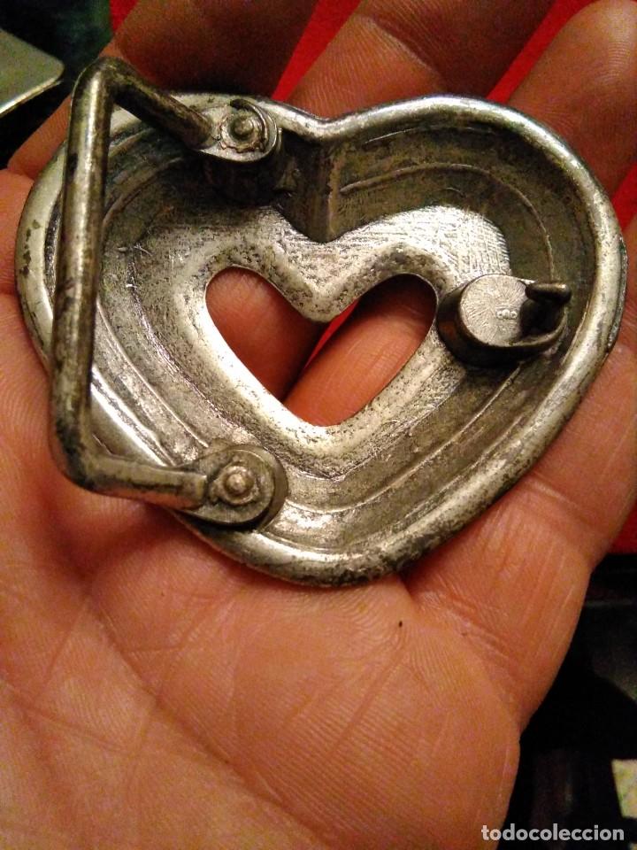 Vintage: HEBILLA VINTAGE CORAZ&Oacute;N HYPPI - Foto 2