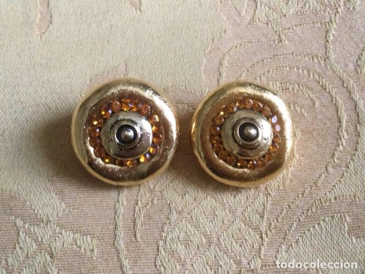 Vintage: PENDIENTES VINTAGE DE BOT&Oacute;N DORADOS - Foto 3