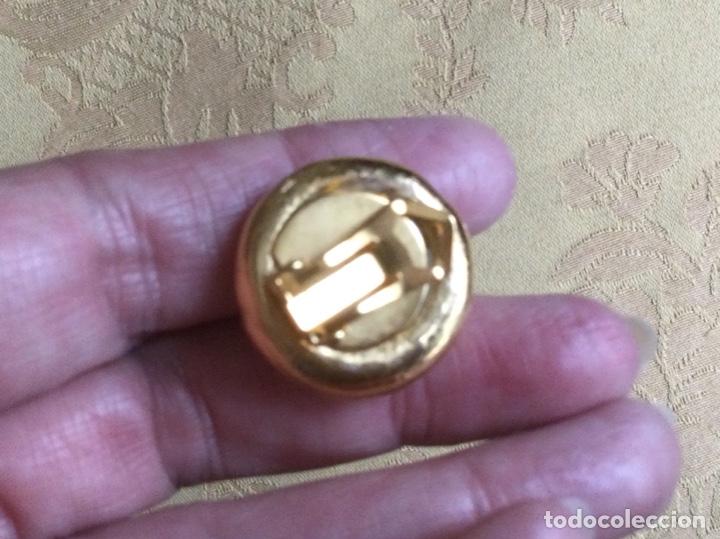 Vintage: PENDIENTES VINTAGE DE BOT&Oacute;N DORADOS - Foto 5