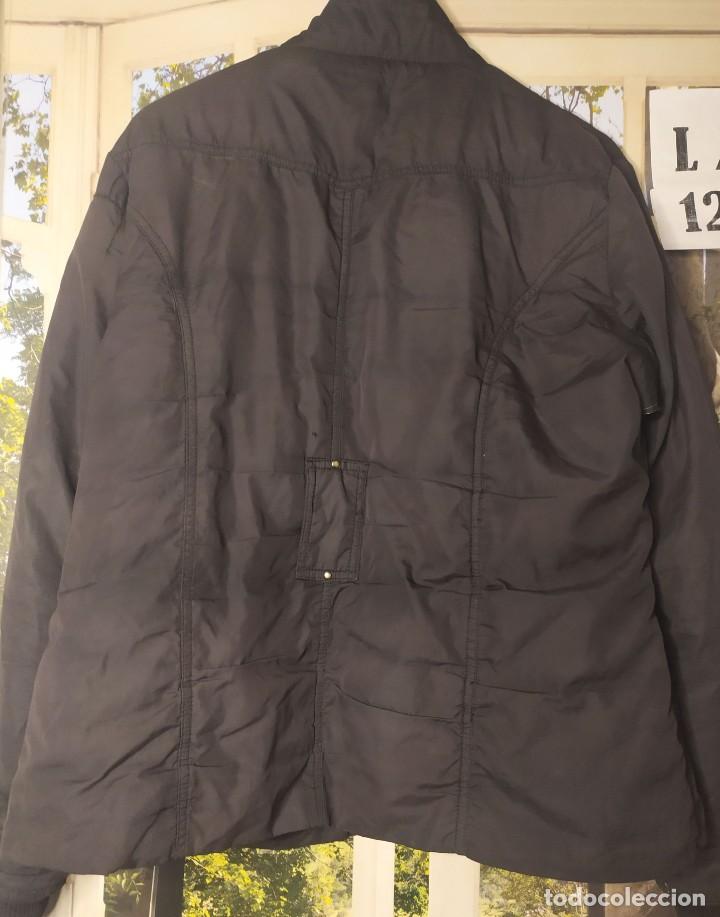 Vintage: Cazadora acolchada marron Talla L - Foto 3