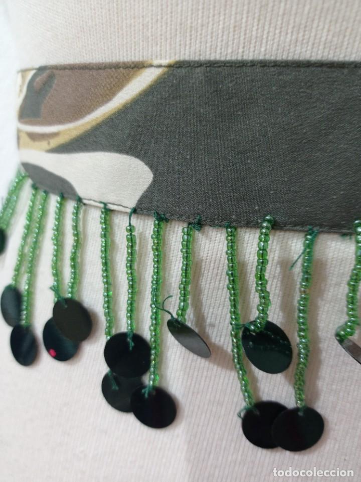 Vintage: Cintur&oacute;n verde estampado con abalorios. - Foto 2