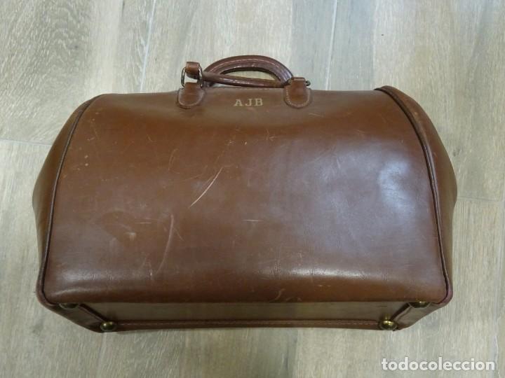 Vintage: MALETIN DE MEDICO EN PIEL SIN LLAVE - Foto 1