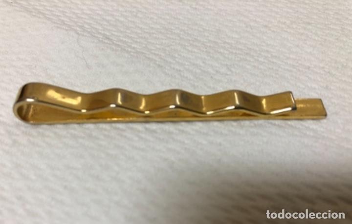 Vintage: AGUJA DE CORBATA EN METAL DORADO - Foto 4