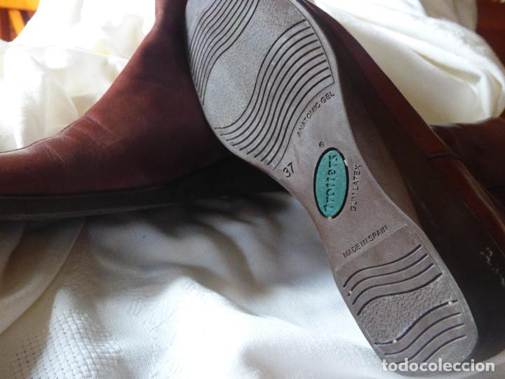Vintage: Botas piel,Trotters. - Foto 4