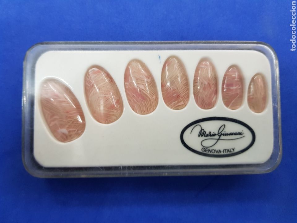 Vintage: Mario Giussani ,u&ntilde;as postizas - Foto 1