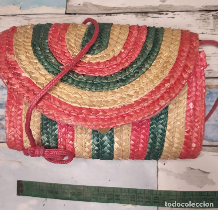 Vintage: Bolsos de hombro mimbre color - Foto 1