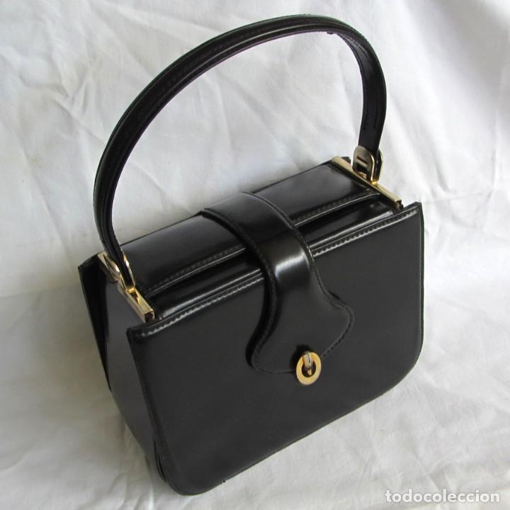 Vintage: Antiguo bolso de cuero o material - Foto 1