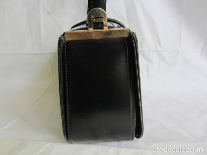 Vintage: Antiguo bolso de cuero o material - Foto 4