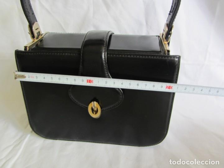 Vintage: Antiguo bolso de cuero o material - Foto 13