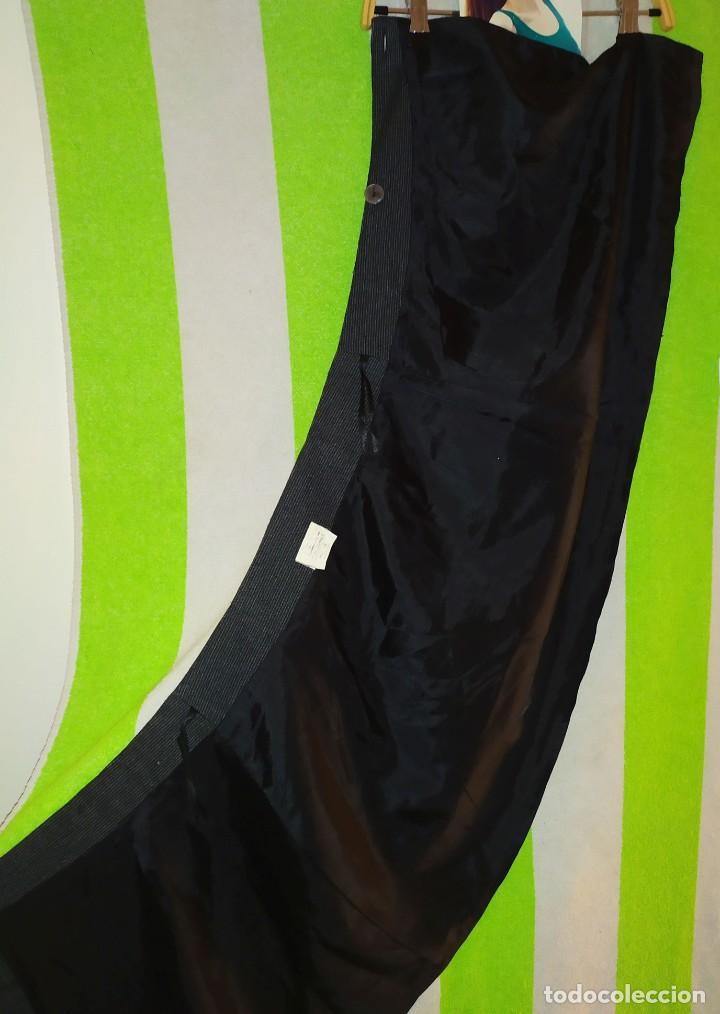 Vintage: Falda grisacea desplegable con boton formal Talla M - Foto 2