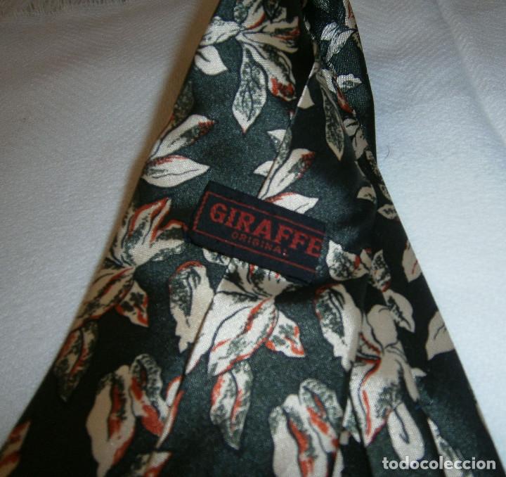 Vintage: corbata de polyester Giraffe original - Foto 2
