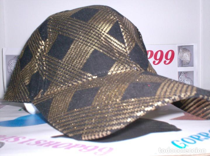 Vintage: GORRA FASHION DISE&Ntilde;O PRINCEWALES PLATA 6 PANELES 100% ACRILICA CIERRE REGULABLE ATRAS.BONITA