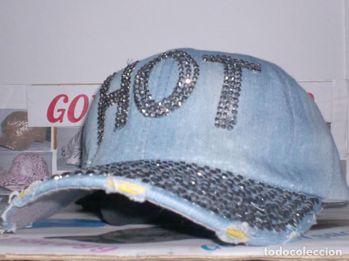 Vintage: GORRA FASHION DISE&Ntilde;O HOT TACHAS BRILLO TELA VAQUERA 6 PANELES 100% COTTON REGULABLE ATRAS..BONITA
