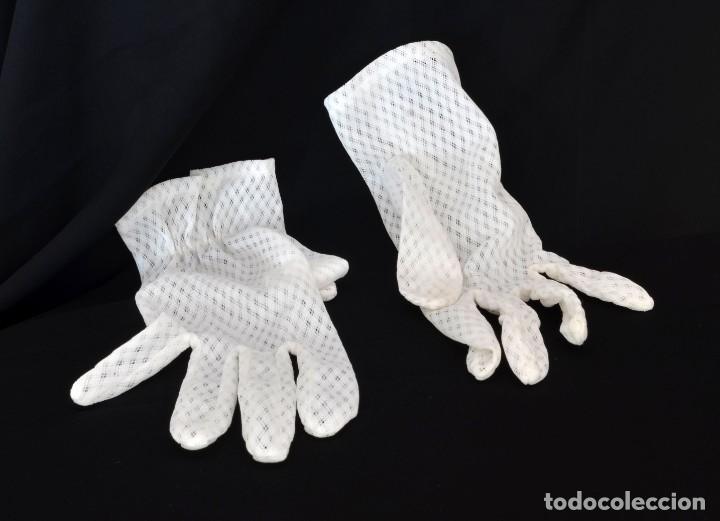pareja de guantes blancos, calados, mujer, muy - Compra venta en  todocoleccion