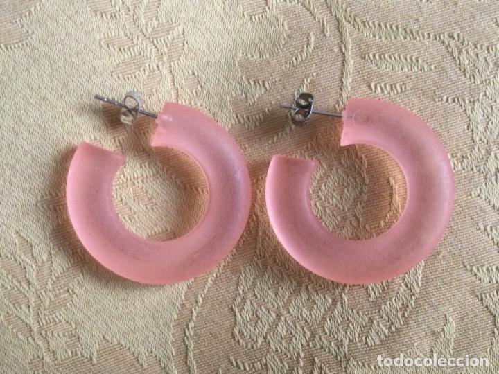 Vintage: PENDIENTES ARO, METACRILATO ROSA A&Ntilde;O 80 - Foto 2