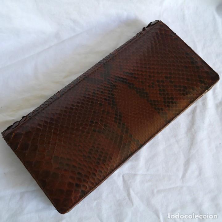 Vintage: Bolso fabricado en piel de serpiente - Foto 1