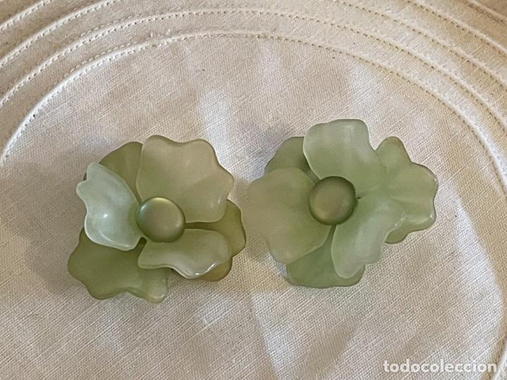 Vintage: Pendientes en forma de flor color verde agua
