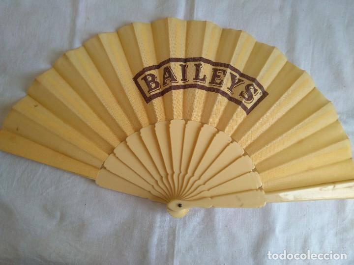 Vintage: Baileys Abanico. A&ntilde;os 70 - Foto 1
