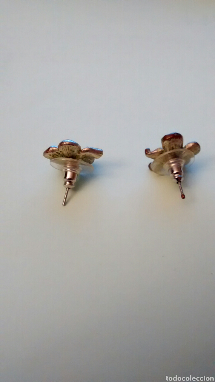 Vintage: PENDIENTES DE FLORES PLATEADOS. - Foto 2